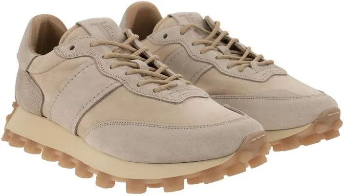 1T Leather Low Top Sneakers