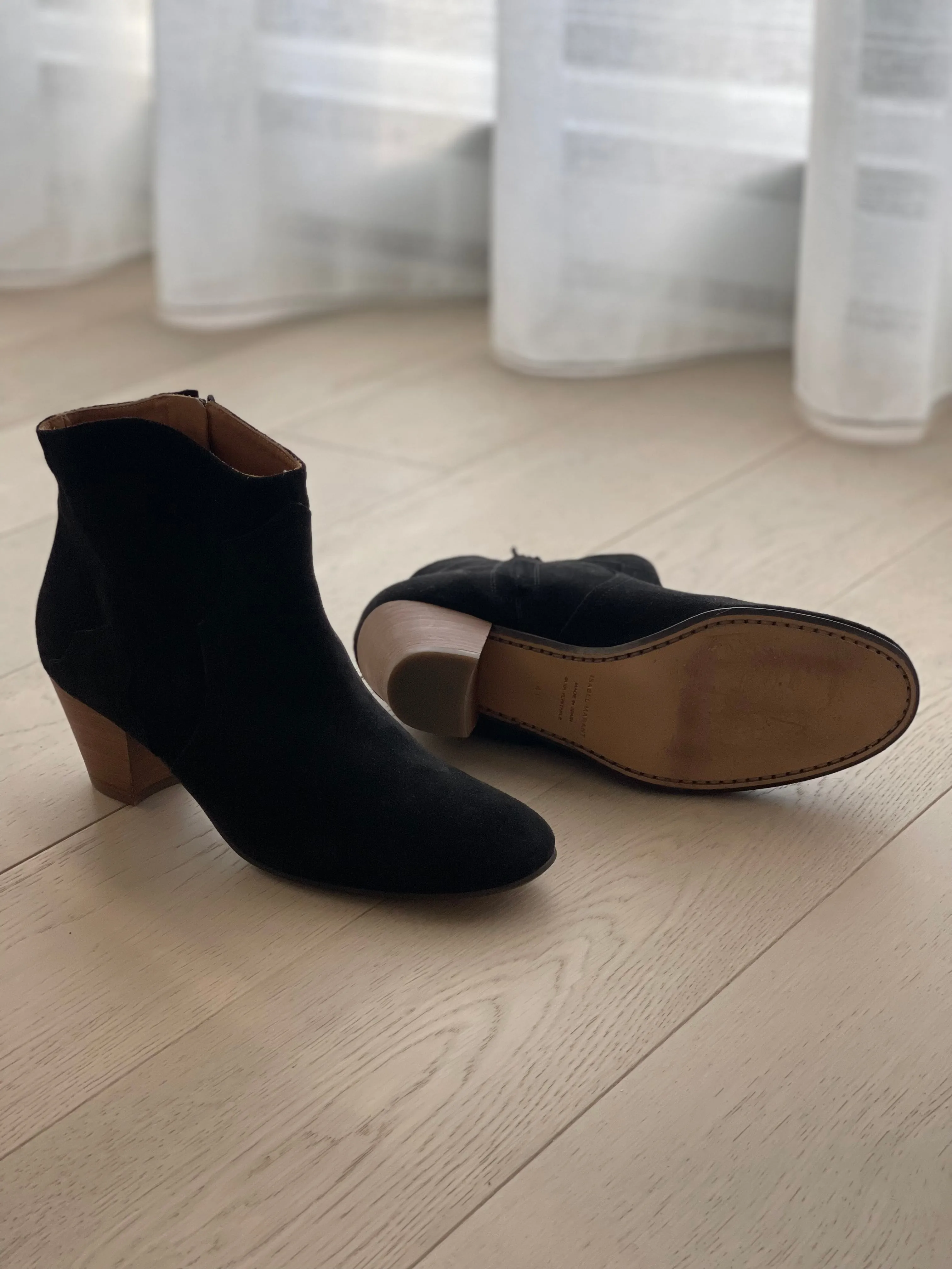 Dicker Suede Ankle Boots