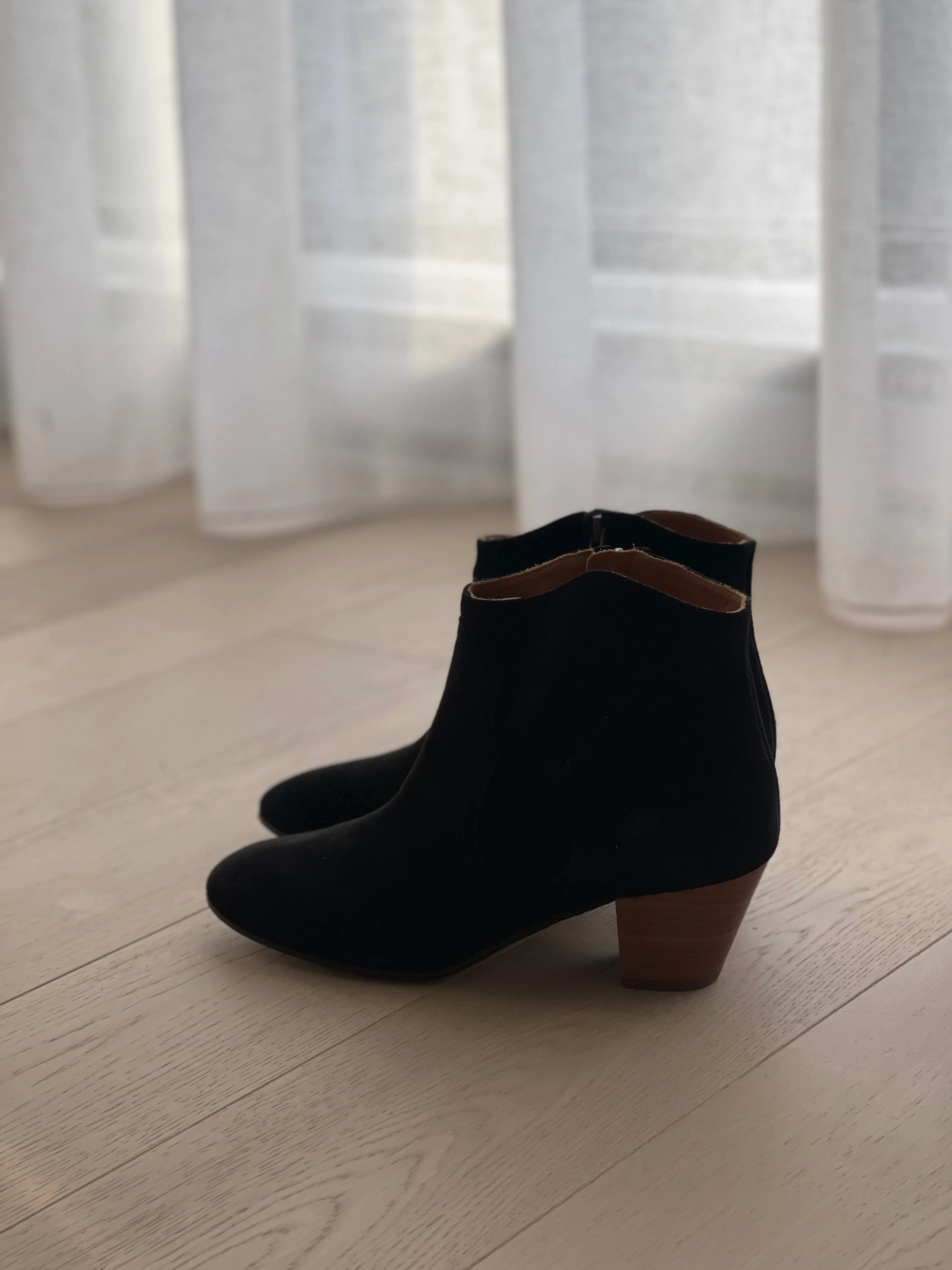 Dicker Suede Ankle Boots