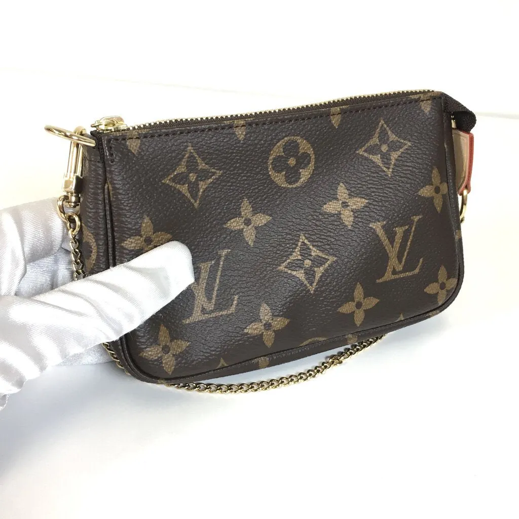 Louis Vuitton Mini Pochette Accessories